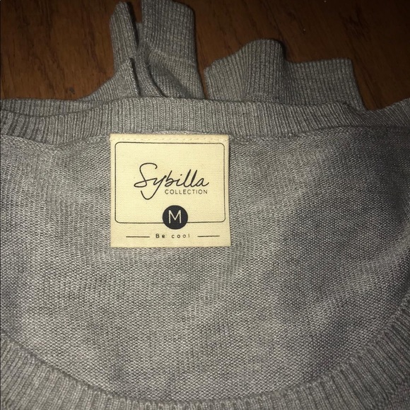 Sweater - Picture 2 of 2